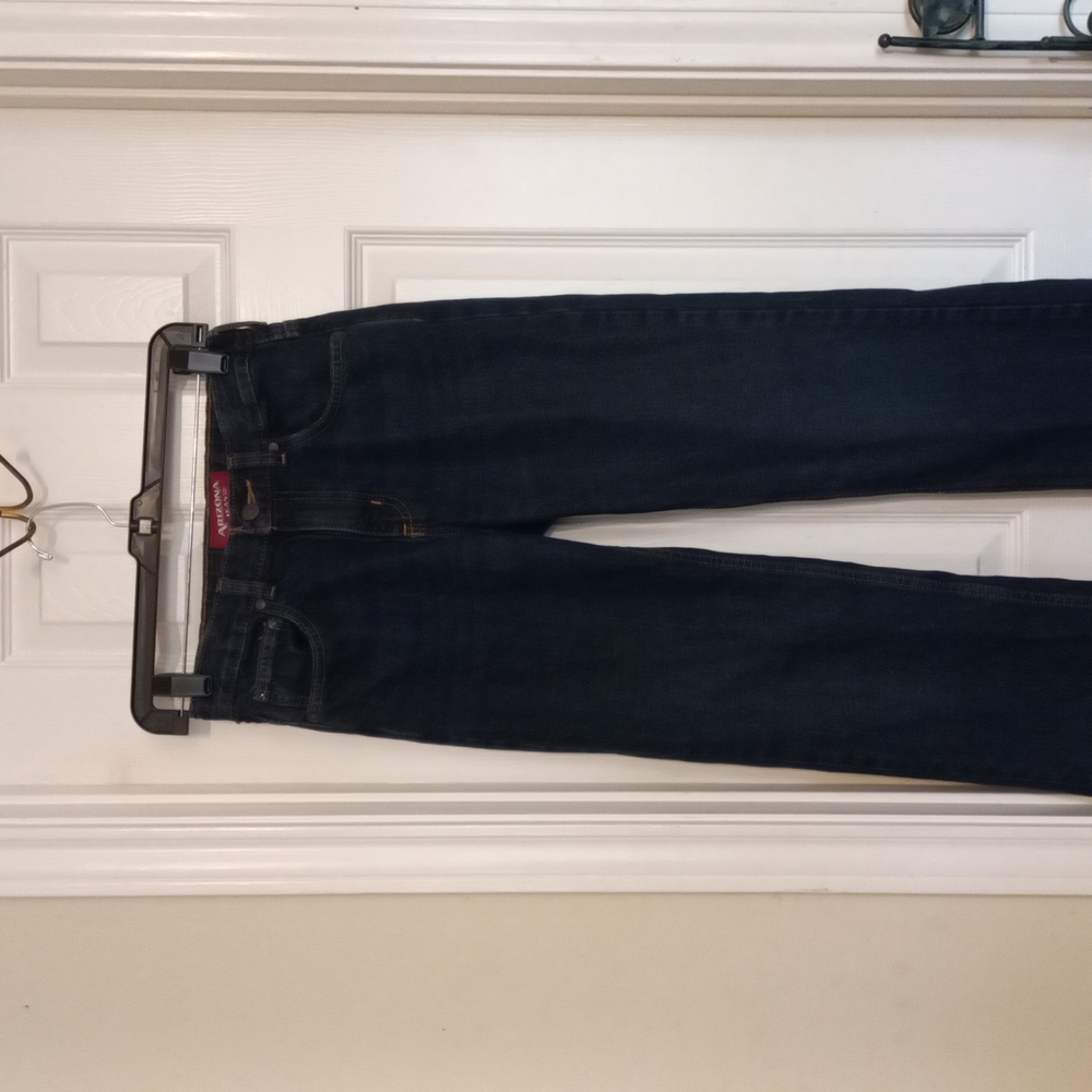 ARIZONA  JEAN CO.